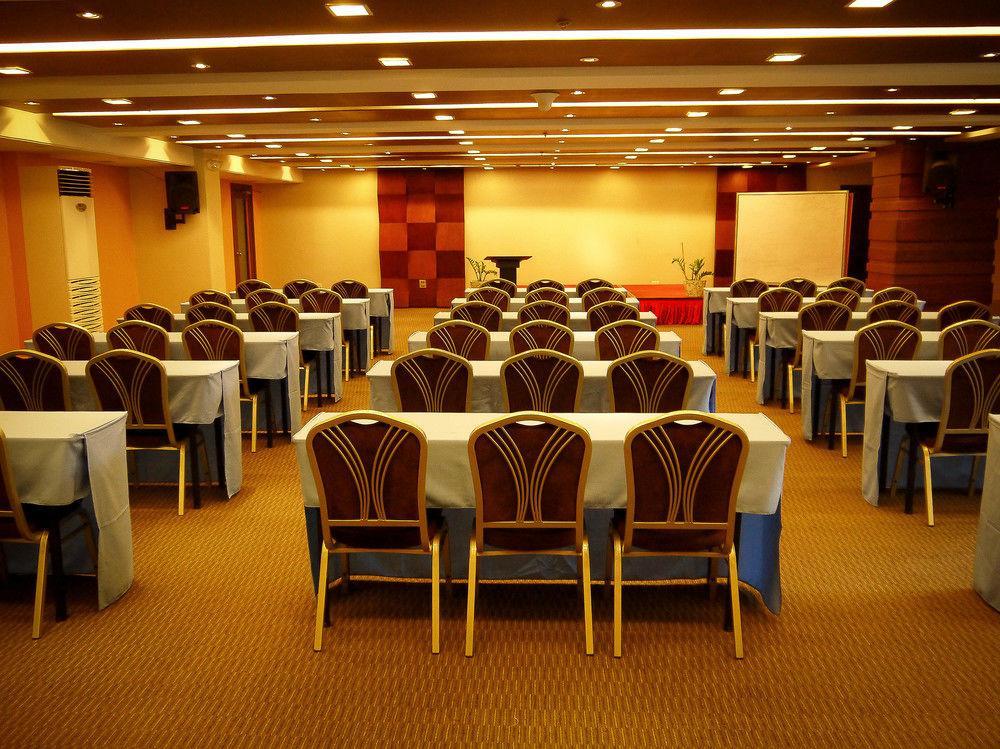 Fersal Hotel - Пуэрто-Принцеса Экстерьер фото